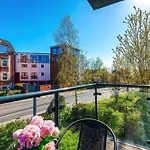 Apartman Centre With Balcony & Free Parking