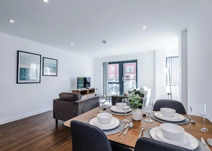 公寓 2 Bed Flat Centre With Free Parking