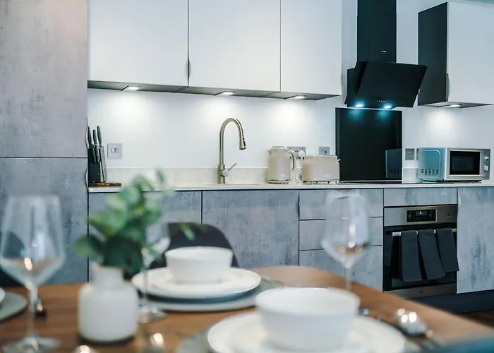 2 Bed Flat Centre With Free Parking 公寓