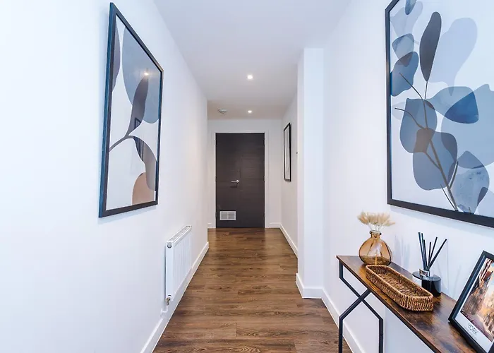2 Bed Flat Centre With Free Parking York