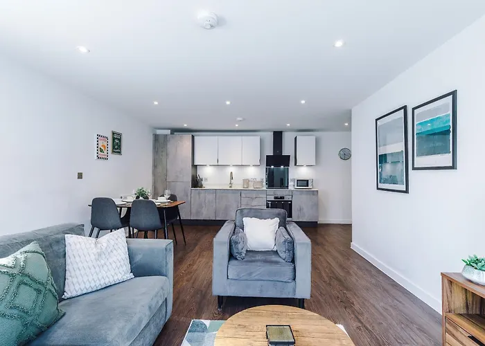 2 Bed Flat Centre With Free Parking יורק